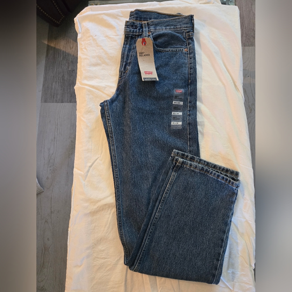 Levi's 550 Dark Blue Relaxed Jeans